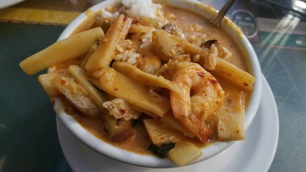 Thai Cafe | restaurant | 820 Butte St, Redding, CA 96001, USA | 5302435523 OR +1 530-243-5523