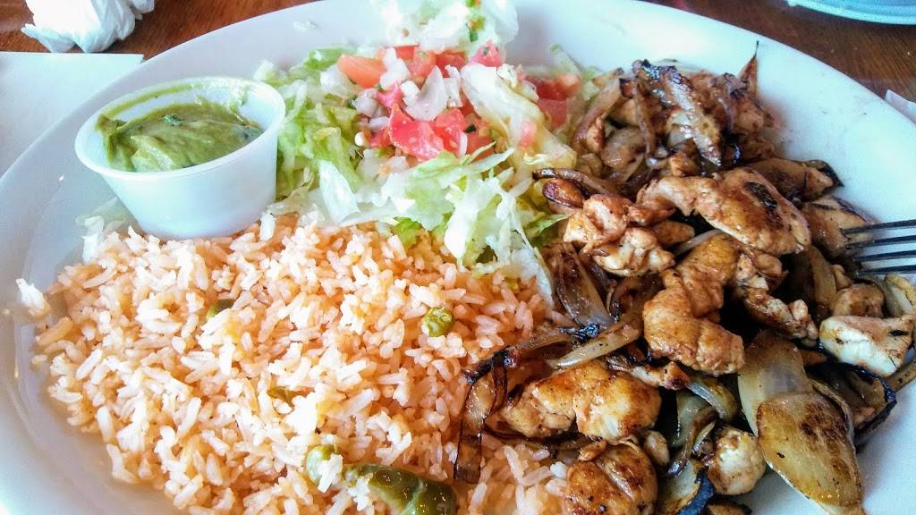 Habaneros | restaurant | 750 Colonial Promenade Pkwy, Alabaster, AL 35007, USA | 2056850388 OR +1 205-685-0388