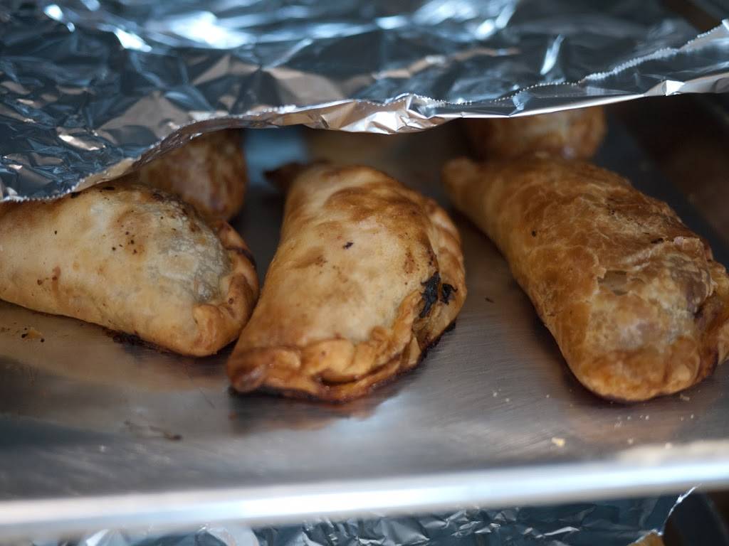 Bocaditos Café | restaurant | 109 E Wilson St #DN, Batavia, IL 60510, USA | 6309374002 OR +1 630-937-4002