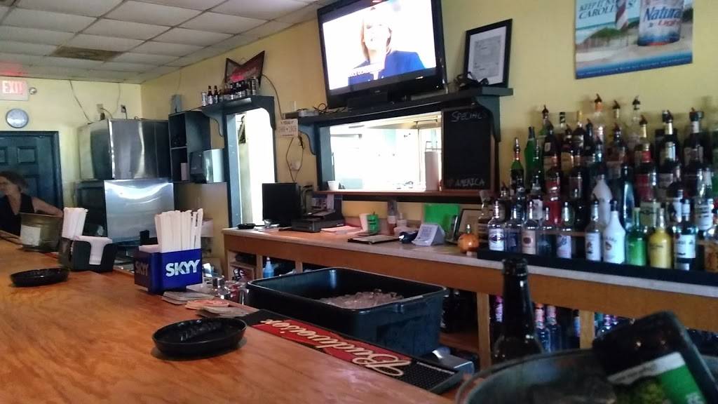 Lakeside Restaurant & Watering Hole | restaurant | 950 Black Oak Rd, Bonneau, SC 29431, USA | 8437491450 OR +1 843-749-1450