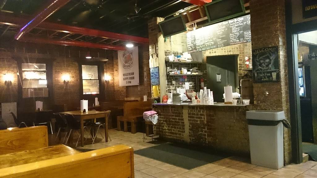 Pops BBQ | restaurant | 130 N Dubuque St, Iowa City, IA 52245, USA | 3193547677 OR +1 319-354-7677