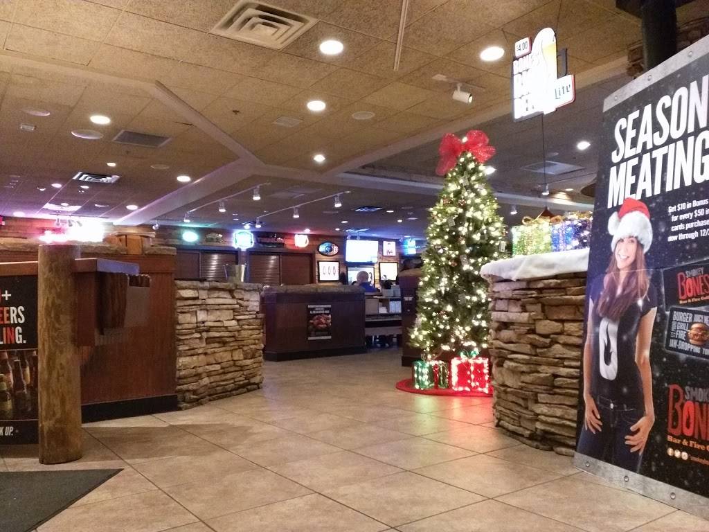 Smokey Bones | meal takeaway | 31b Universal Blvd, Warwick, RI 02886, USA | 4018212789 OR +1 401-821-2789