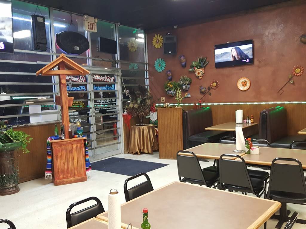 Las Tres Tapatias | restaurant | 8605 Airline Dr, Houston, TX 77037, USA | 3467067625 OR +1 346-706-7625