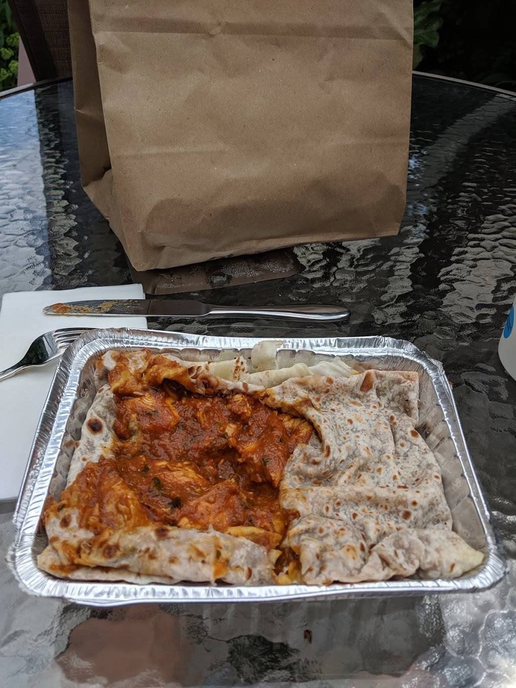 Anna Roti House | restaurant | 2367 Kingston Rd, Scarborough, ON M1N 1V1, Canada | 6472437482 OR +1 647-243-7482