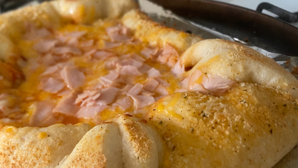 Ikier V. Lue | restaurant | 4332 Jackman Rd, Toledo, OH 43612, USA | 4142085576 OR +1 414-208-5576