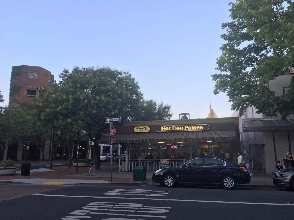 Hot Dog Palace | restaurant | 1990 Grant St, Concord, CA 94520, USA | 9257985889 OR +1 925-798-5889