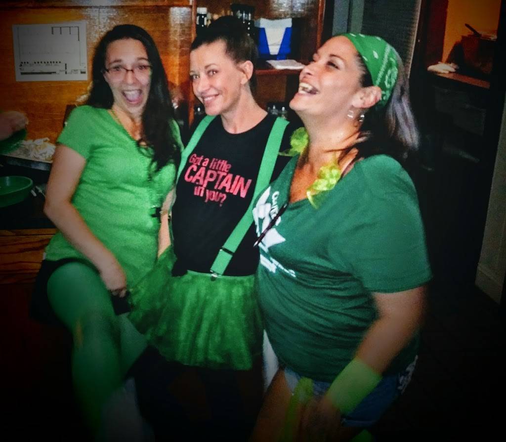 Flappers Cafe | restaurant | 722 Southfield Rd, Lincoln Park, MI 48146, USA | 3133833200 OR +1 313-383-3200