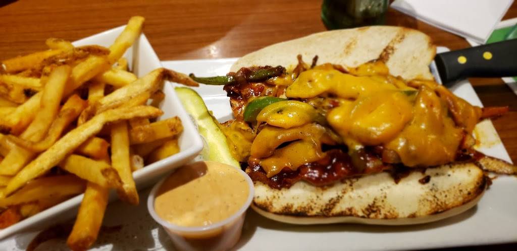 Gators Tail Sports Shack & Grill | restaurant | 970 Franklin Blvd, Cambridge, ON N1R 8R3, Canada | 5196209800 OR +1 519-620-9800