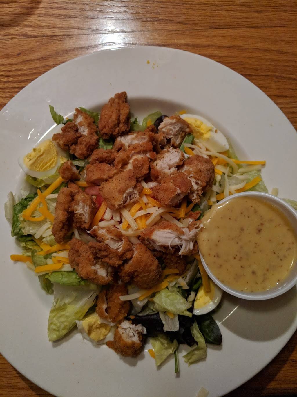 Applebees Grill + Bar | restaurant | 105 Sadler Ln, Emporia, VA 23847, USA | 4343369540 OR +1 434-336-9540