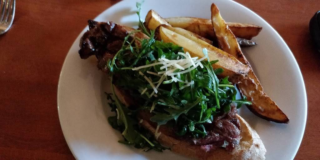 Haute Stuff | restaurant | 521 Main St, Martinez, CA 94553, USA | 9252290521 OR +1 925-229-0521