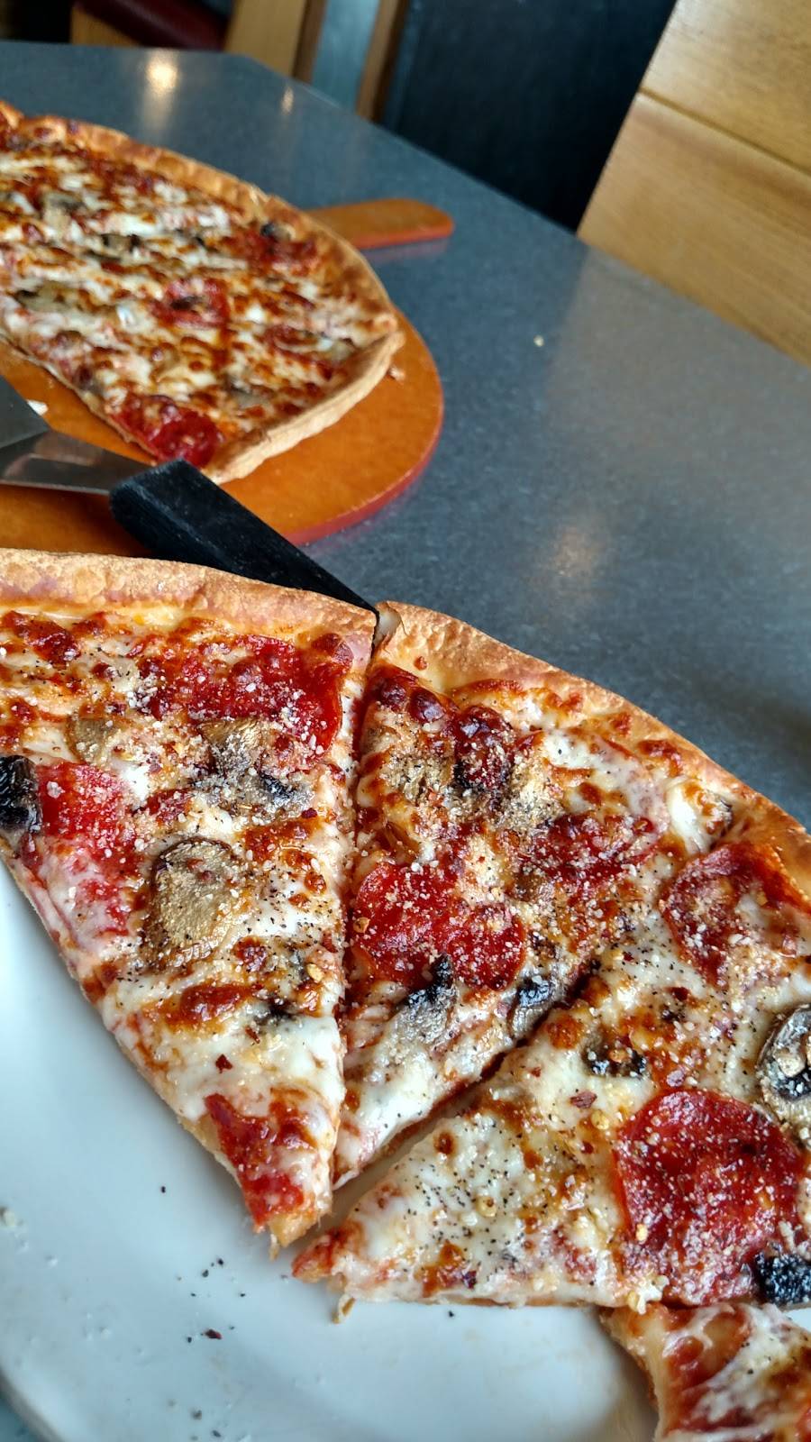 Pizza Hut | restaurant | 7939 Normandy Blvd, Jacksonville, FL 32221, USA | 9047833229 OR +1 904-783-3229