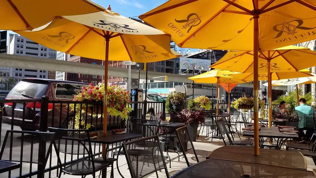 Vicente’s Cuban Cuisine | restaurant | 1250 Library St, Detroit, MI 48226, USA | 3139628800 OR +1 313-962-8800