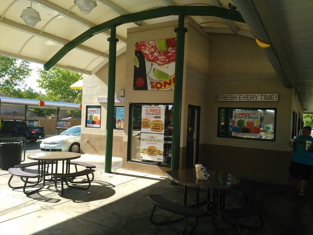 Sonic Drive-In | restaurant | 5315 Quail Rd NW, Albuquerque, NM 87120, USA | 5058398666 OR +1 505-839-8666
