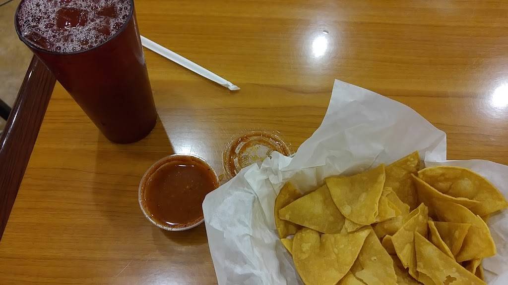 El Merendero | restaurant | 242 S Garey Ave, Pomona, CA 91766, USA | 9096204503 OR +1 909-620-4503