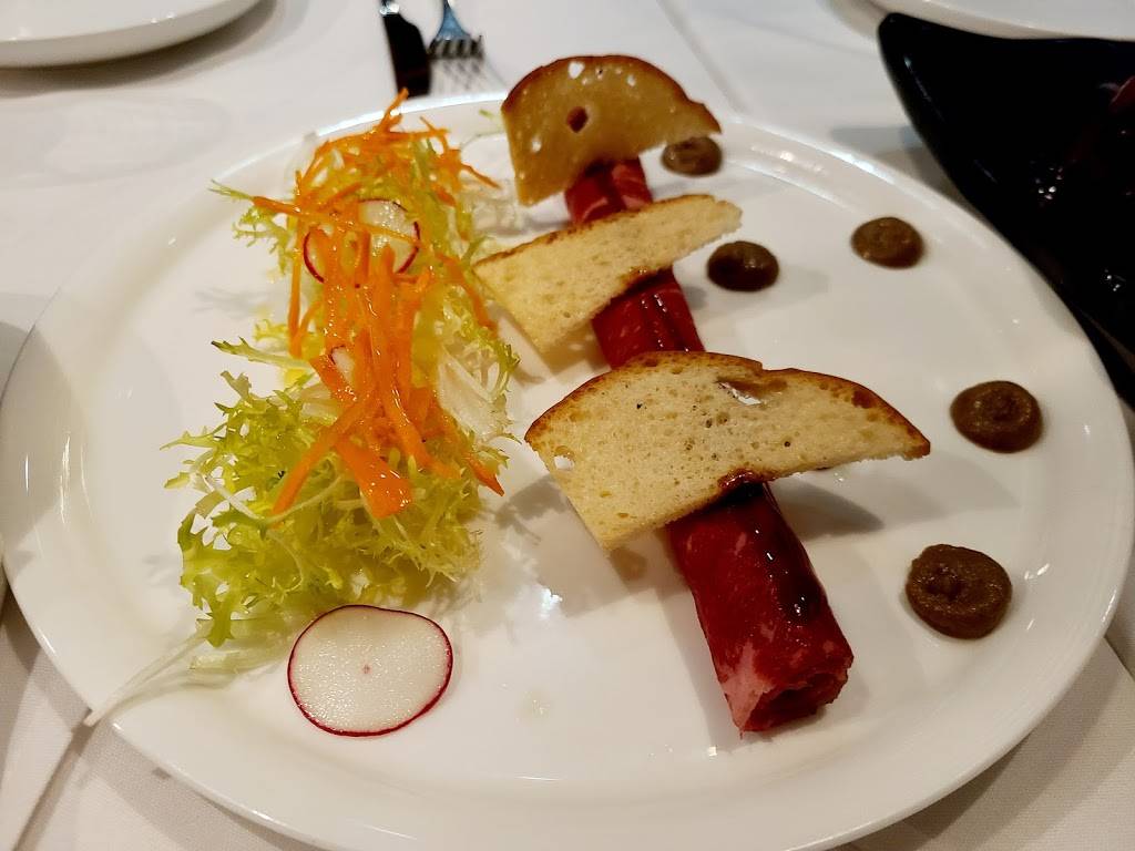 Wall Street Grill | restaurant | 128 Pearl St, New York, NY 10005, USA | 2126355757 OR +1 212-635-5757