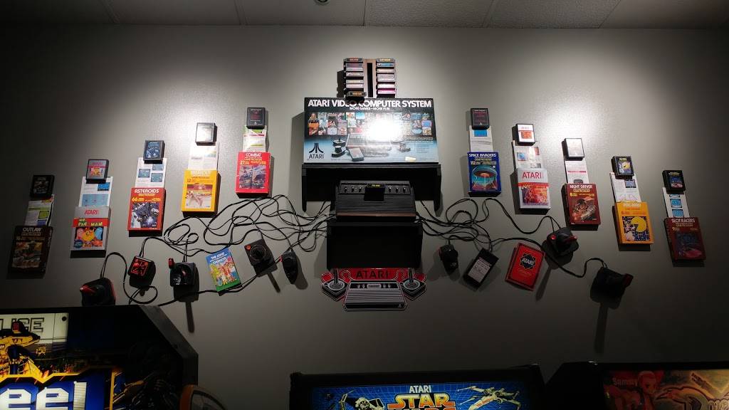 Pinballz Lake Creek | restaurant | 13729 Research Blvd, Austin, TX 78750, USA | 5125378737 OR +1 512-537-8737