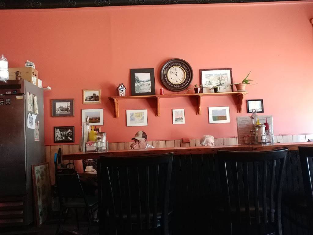 Buddys Place | restaurant | 18 W Cross Main St, New Castle, KY 40050, USA | 5028450909 OR +1 502-845-0909