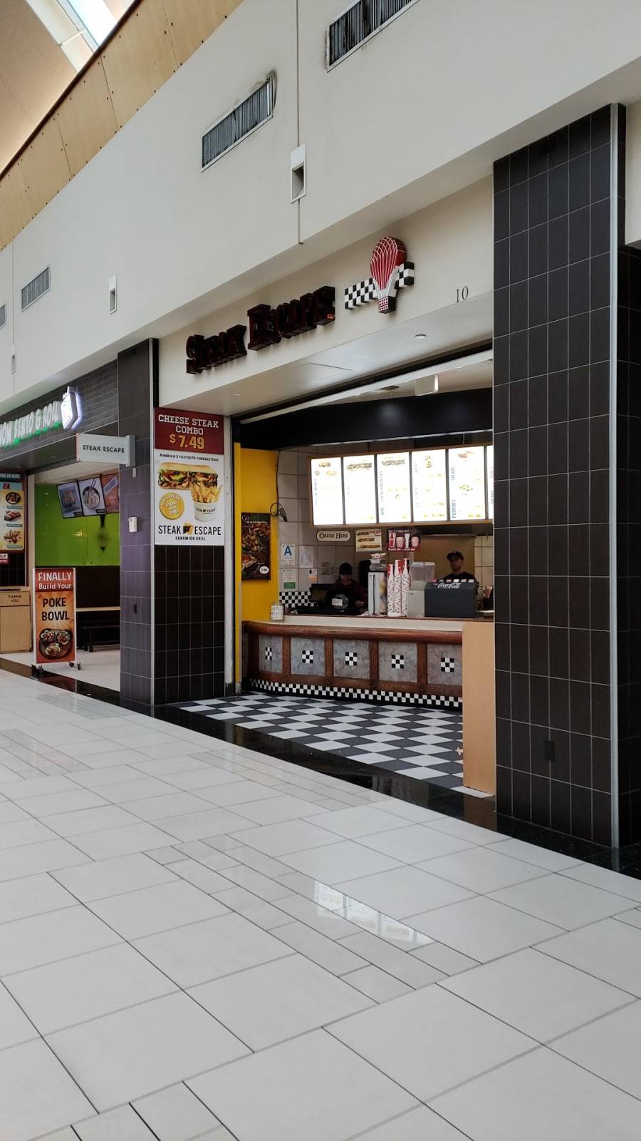 Steak Escape | meal takeaway | 9301 Tampa Ave, Northridge, CA 91324, USA | 8187277681 OR +1 818-727-7681