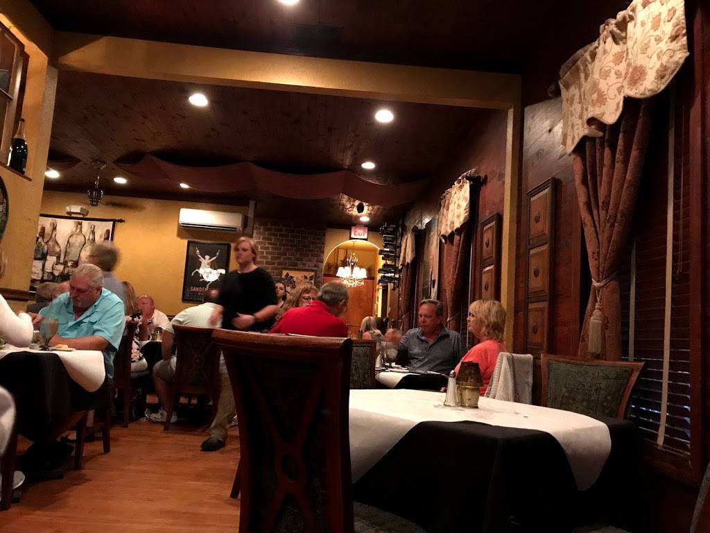 Vintage On 5th | restaurant | 114 NE 5th St, Crystal River, FL 34429, USA | 3527940004 OR +1 352-794-0004