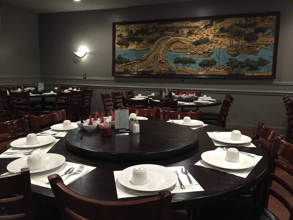 Lotus Chinese Eatery | restaurant | 16883 Beach Blvd, Huntington Beach, CA 92647, USA | 7148484940 OR +1 714-848-4940