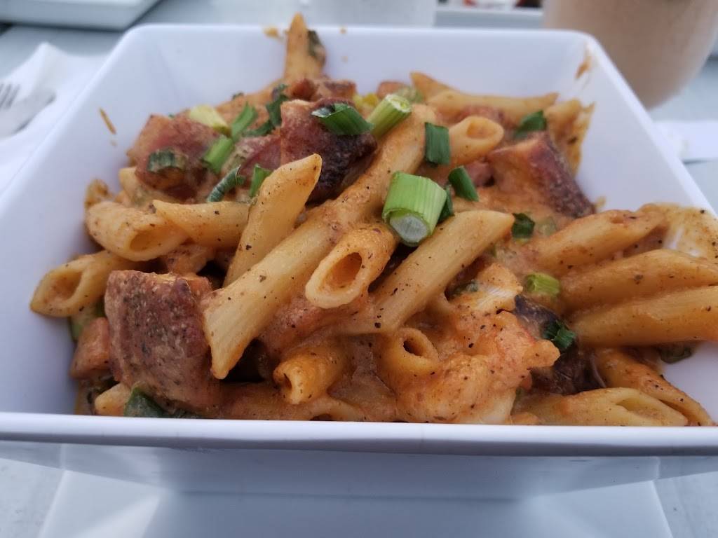 Nawlins Seafood Company | restaurant | 301 Woodcleft Ave, Freeport, NY 11520, USA | 5162068100 OR +1 516-206-8100