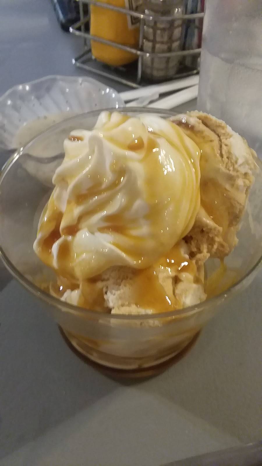 Anchor Grille | restaurant | 501 E Franklin Ave, Sesser, IL 62884, USA | 6186257100 OR +1 618-625-7100