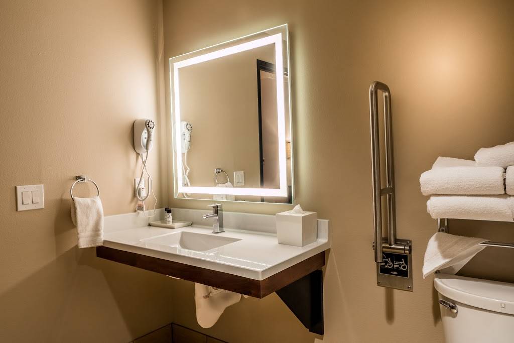 Skyline Hotel & Casino | restaurant | 1741 N Boulder Hwy, Henderson, NV 89011, USA | 7025657907 OR +1 702-565-7907