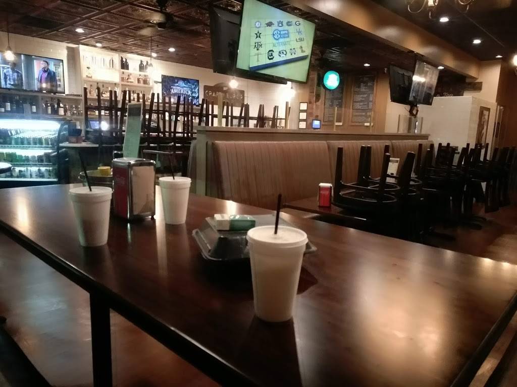 Crafty Burger N Tap | restaurant | 02352, Denver, NC 28037, USA | 7049661820 OR +1 704-966-1820