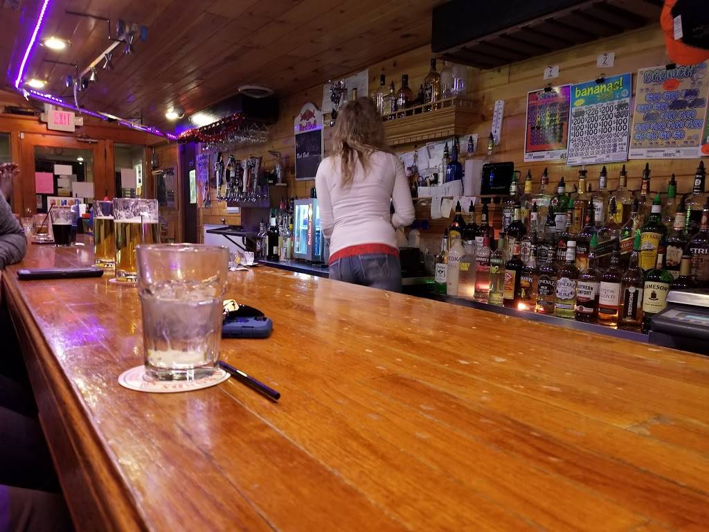 Shafer Saloon Bar & Grill | restaurant | 30220 Redwing Ave, Shafer, MN 55074, USA | 6512571615 OR +1 651-257-1615