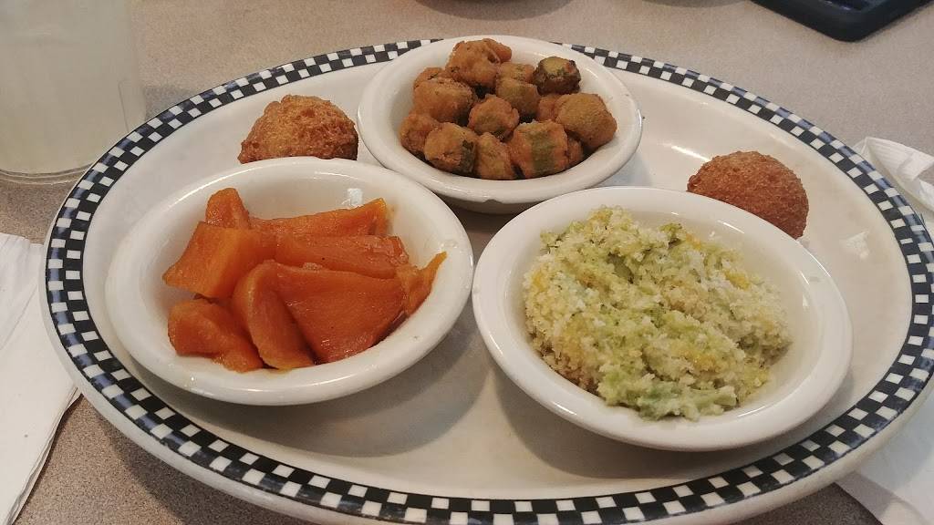 Lloyds Restaurant | restaurant | 5301 US-280, Birmingham, AL 35242, USA | 2059915530 OR +1 205-991-5530