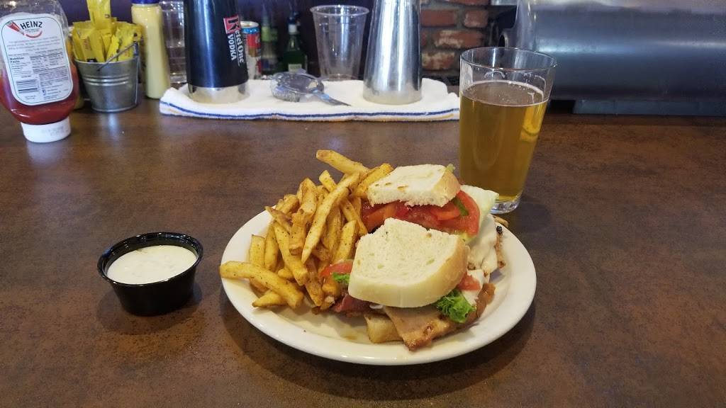 Blue Coyote Bar & Grill | restaurant | 10015 Palisades Dr, Truckee, CA 96161, USA | 5305877777 OR +1 530-587-7777