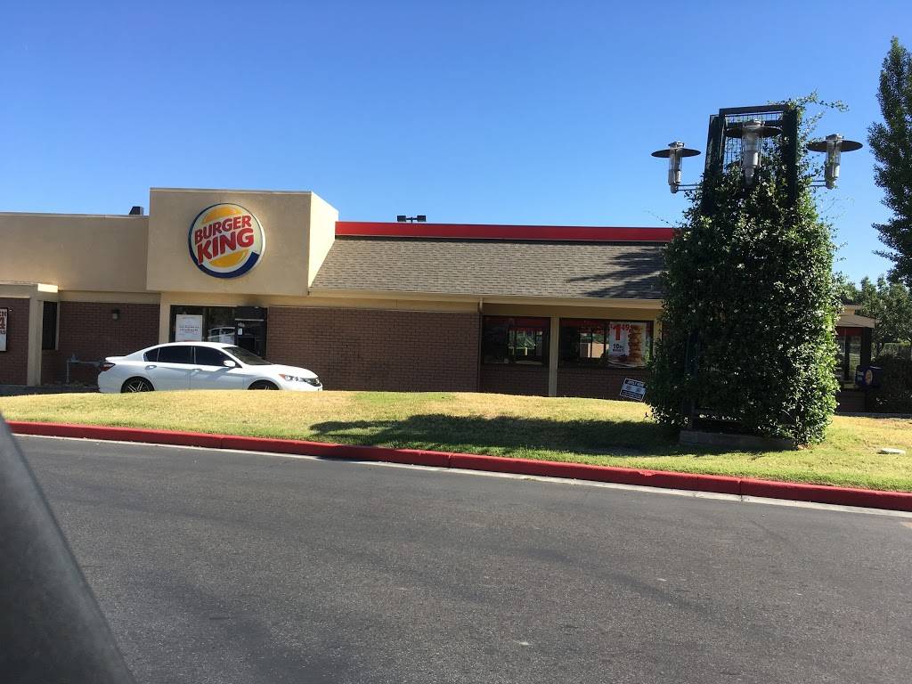 Burger King | restaurant | 500 S Demaree St, Visalia, CA 93277, USA | 5597391084 OR +1 559-739-1084