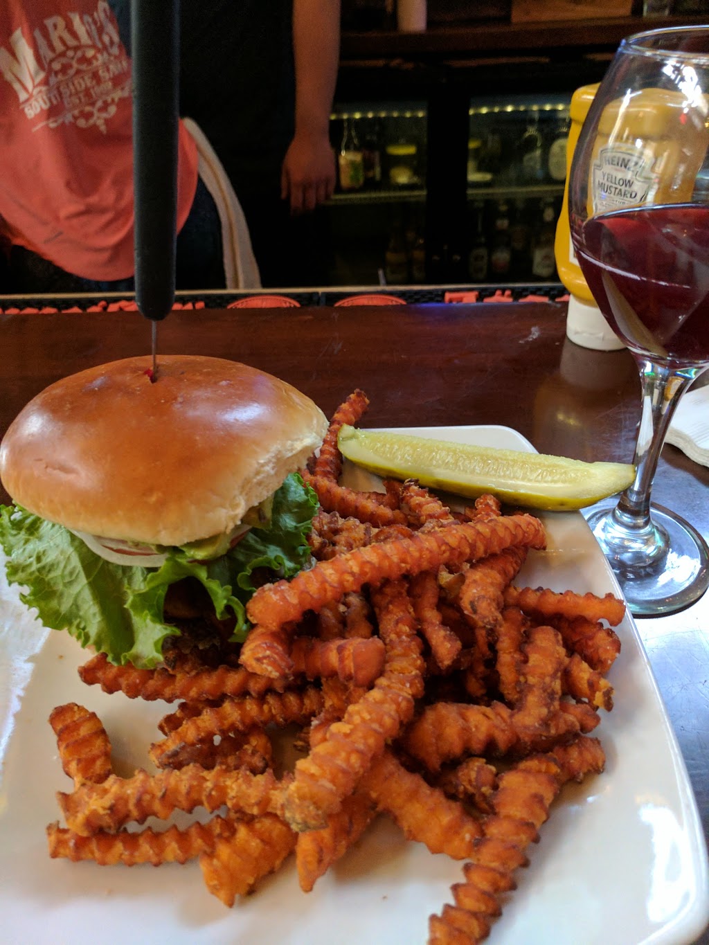 Marios South Side Saloon | restaurant | 1514 E Carson St, Pittsburgh, PA 15203, USA | 4123815610 OR +1 412-381-5610