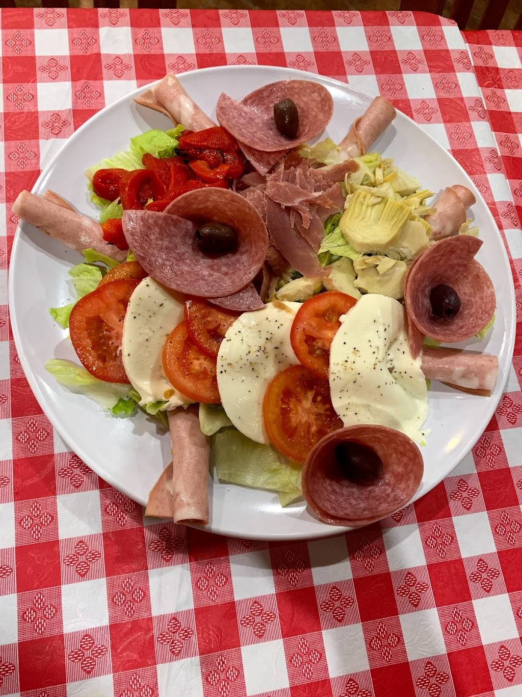 Giuseppe’s Italian Restaurant | restaurant | 152 Back River Neck Rd, Essex, MD 21221, USA | 4103916398 OR +1 410-391-6398