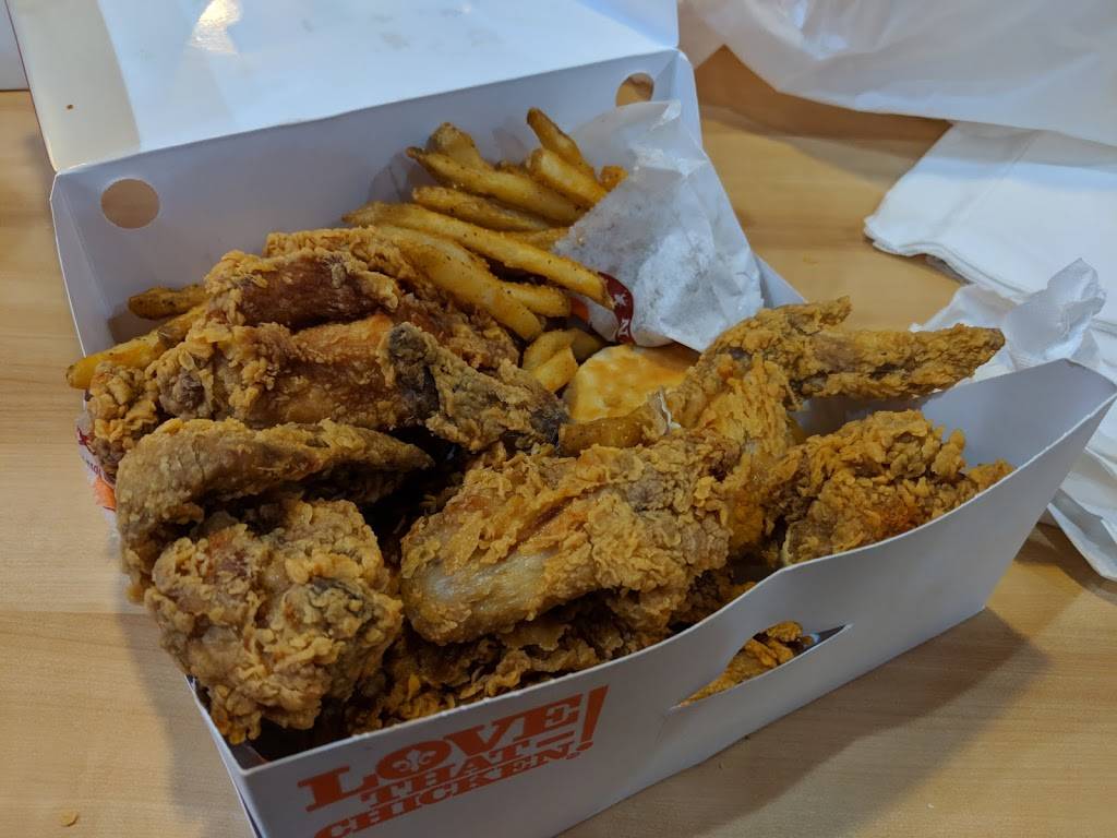 Popeyes Louisiana Kitchen | restaurant | 1501 NW 20th St, Miami, FL 33142, USA | 3053258286 OR +1 305-325-8286