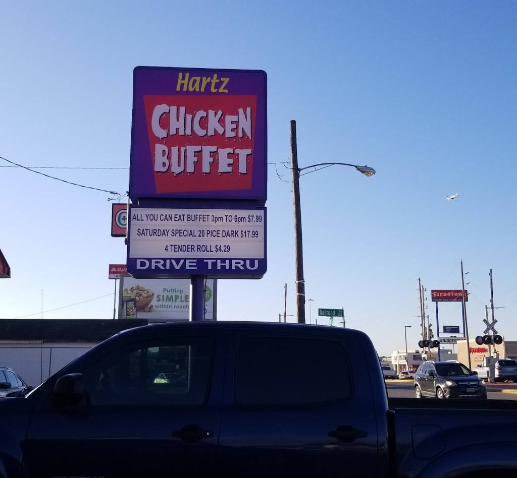 Hartz Chicken Buffet | restaurant | 210 1st St E, Humble, TX 77338, USA | 2814460320 OR +1 281-446-0320