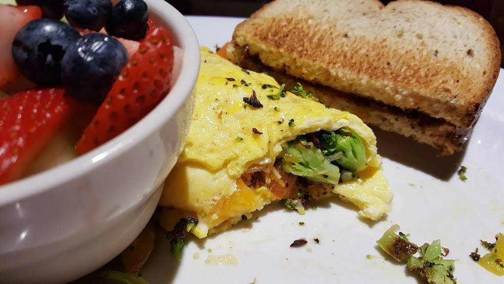 Simon’s Restaurant & Delicatessen | restaurant | 7770 Chippewa Rd, Brecksville, OH 44141, USA | 4405266880 OR +1 440-526-6880