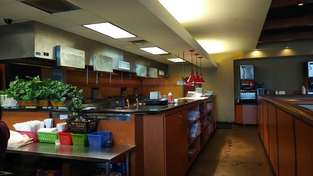 Noodles Asian Bistro | restaurant | 7850 Poplar Ave #12, Germantown, TN 38138, USA | 9017551117 OR +1 901-755-1117