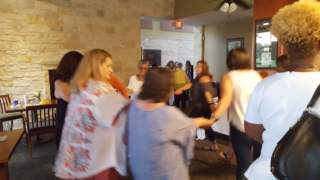 Branding Iron At Firewheel | restaurant | 1535 E Brand Rd, Garland, TX 75044, USA | 9722053958 OR +1 972-205-3958