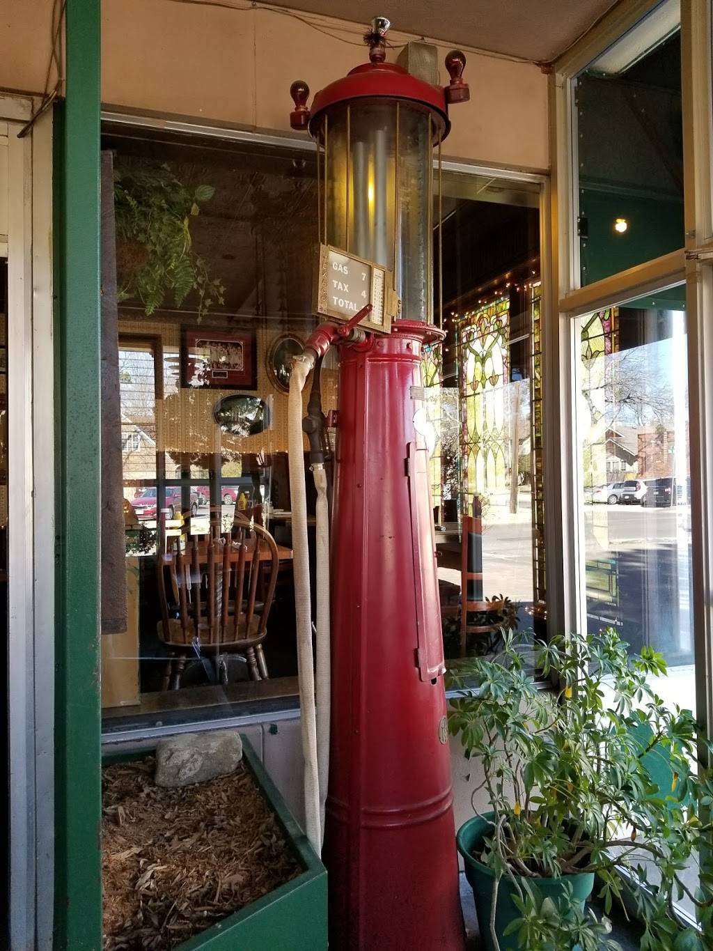 The Service Station Restaurant | restaurant | 502 S Webster Ave, Norman, OK 73069, USA | 4053642139 OR +1 405-364-2139