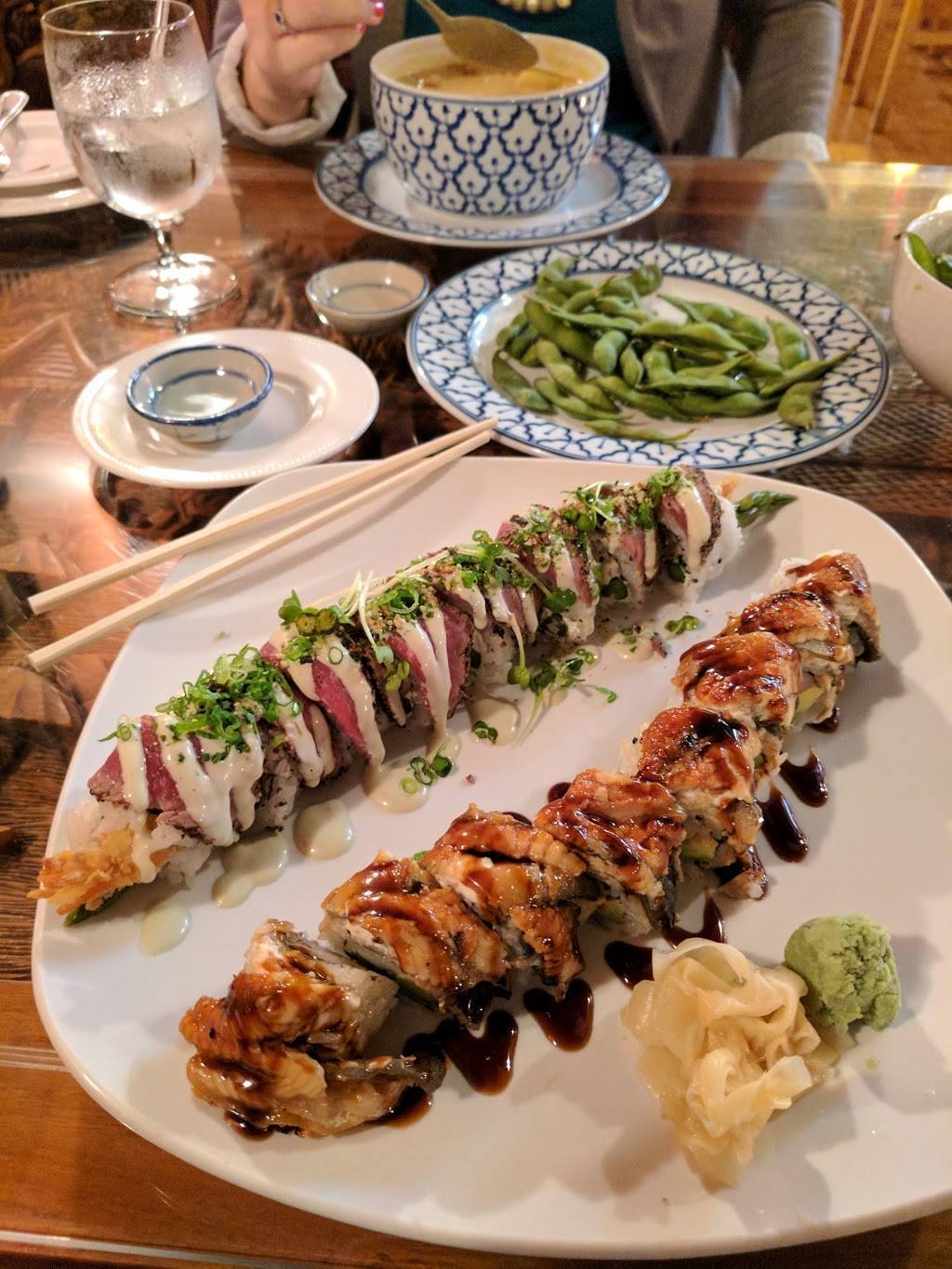 Thai Elephants Restaurant | restaurant | 915 Folly Rd, Charleston, SC 29412, USA | 8436190181 OR +1 843-619-0181