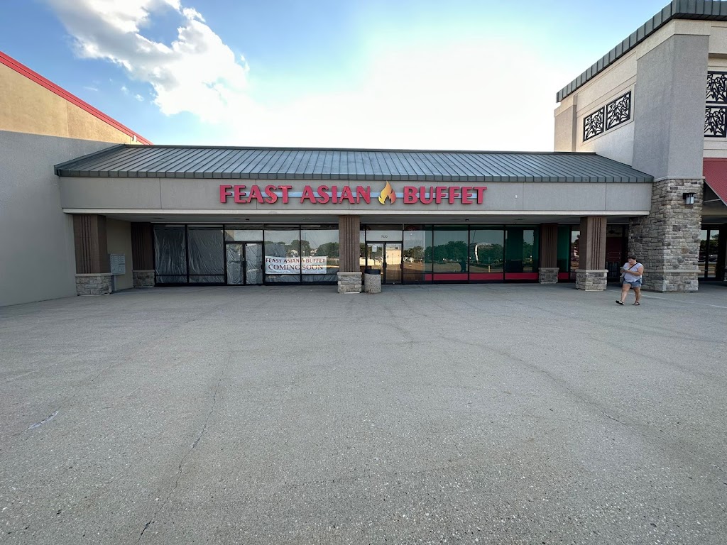 Feast Asian Buffet | restaurant | 7620 Barrington Rd, Hanover Park, IL 60133, USA | 7088880455 OR +1 708-888-0455