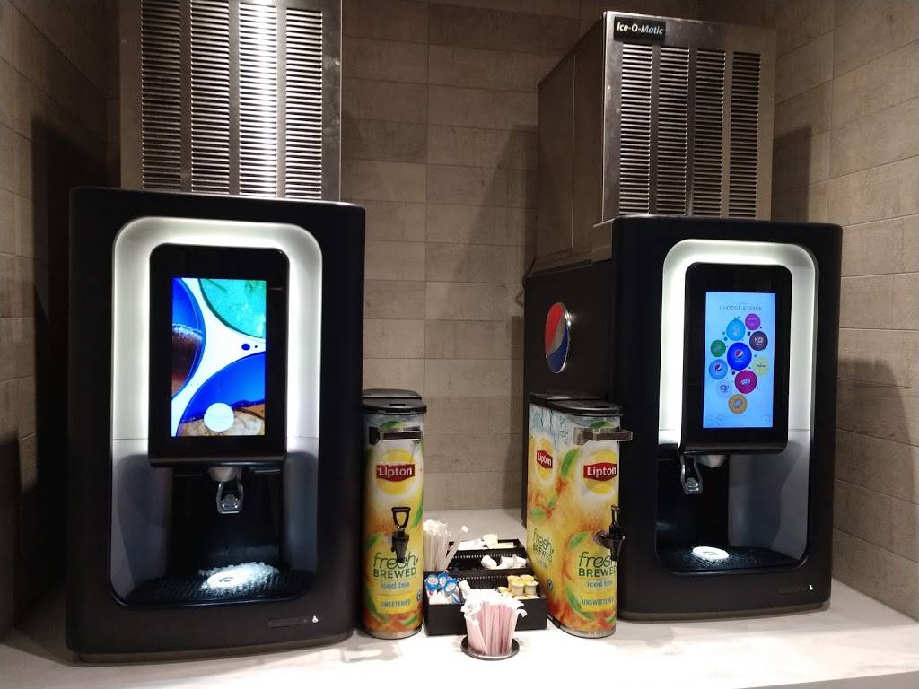 Blakes Lotaburger | restaurant | 3560 N Craycroft Rd, Tucson, AZ 85750, USA | 5207773657 OR +1 520-777-3657