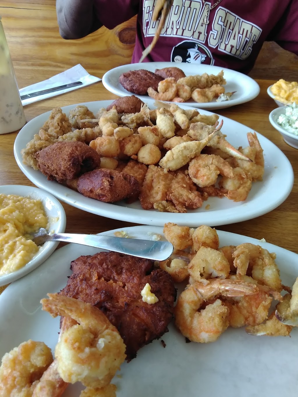 Coastal Seafood Restaurant | restaurant | 1305 Coastal Hwy, Panacea, FL 32346, USA | 8509842933 OR +1 850-984-2933