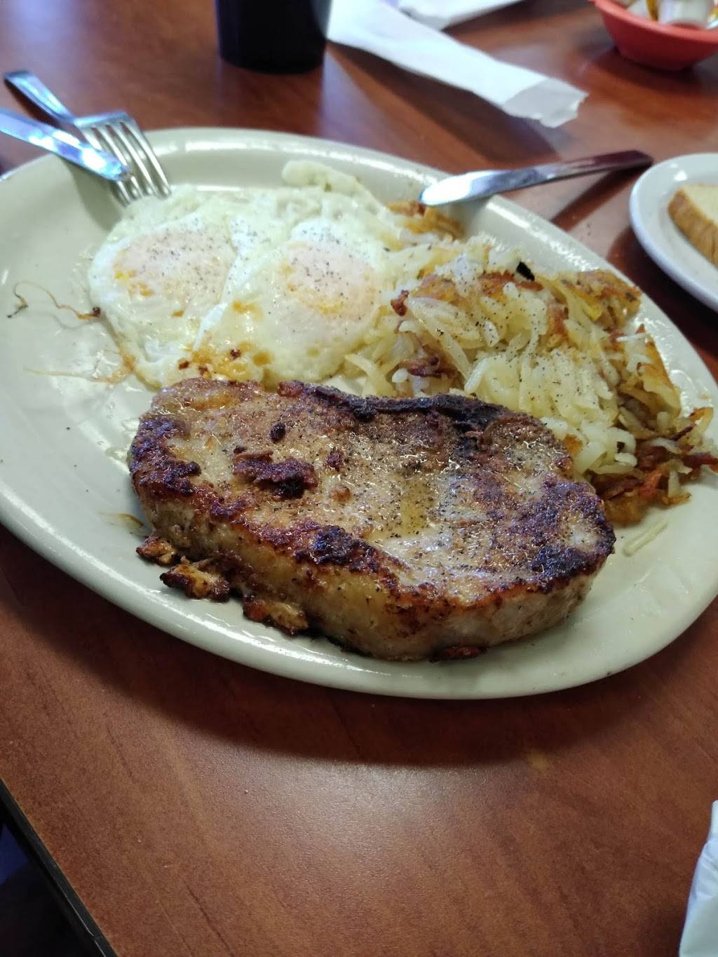 Bobbies Cafe | restaurant | 6728 S Flores St, San Antonio, TX 78221, USA | 2109231158 OR +1 210-923-1158