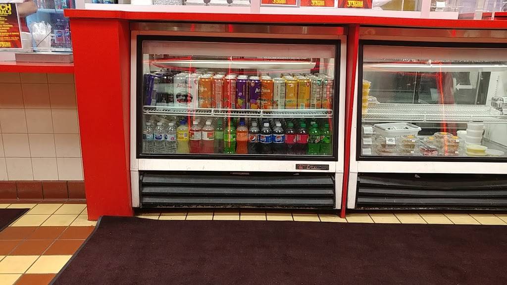 J J Fish & Chicken | restaurant | 1955 W Capitol Dr, Milwaukee, WI 53206, USA | 4148734747 OR +1 414-873-4747