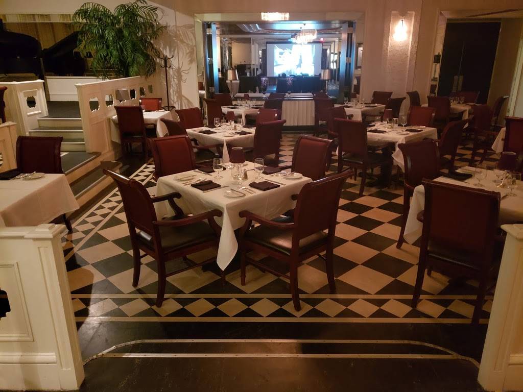 The Commodore Bar & Restaurant | restaurant | 79 Western Ave N, St Paul, MN 55102, USA | 6513305999 OR +1 651-330-5999