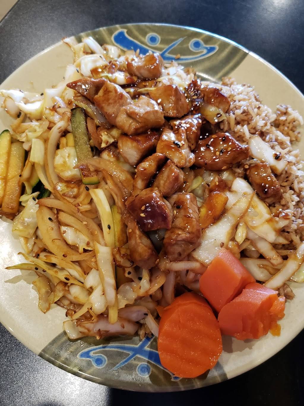 Koko Japanese Grill & Sushi Bar | restaurant | 8883 Town and Country Cir, Knoxville, TN 37923, USA | 8656928163 OR +1 865-692-8163