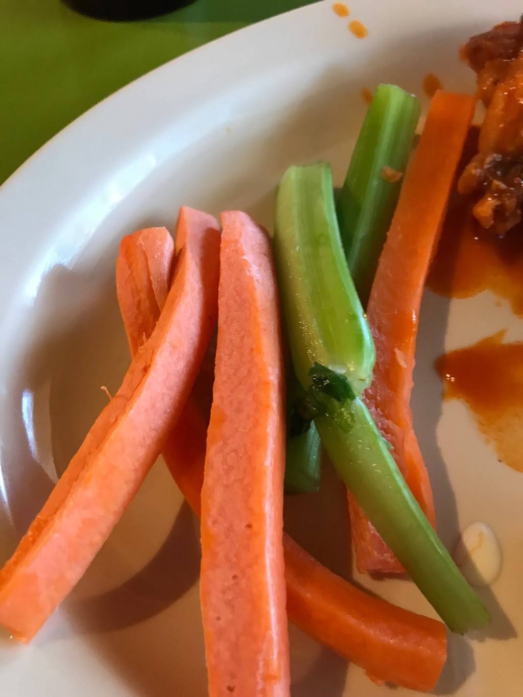 Long Wongs AZ Famous Wings | restaurant | 7415 W Thomas Rd, Phoenix, AZ 85033, USA | 6232475310 OR +1 623-247-5310