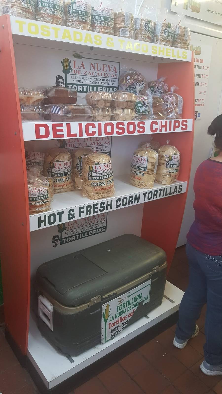 Tortilleria La Nueva-Zacatecas | restaurant | 4241 McCart Ave, Fort Worth, TX 76115, USA | 8179210440 OR +1 817-921-0440